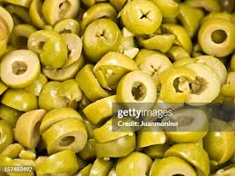 SLICED GREEN OLIVES